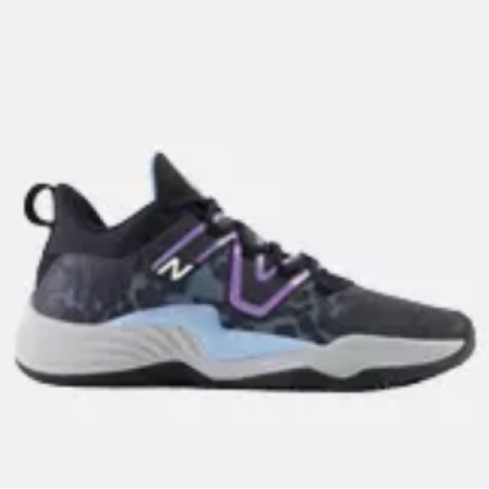 New balance basketball shoe